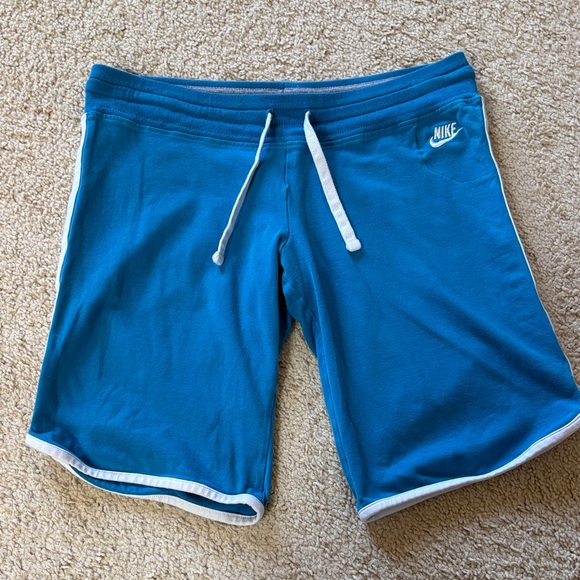 Nike Pants - Nike Athletic shorts